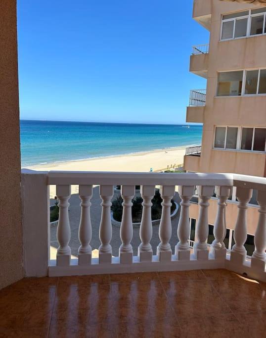 Estudio Con Piscina En 1ª Linea Apartment