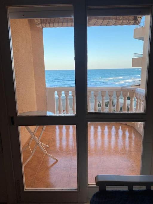 Apartment Estudio Con Piscina En 1ª Linea La Manga del Mar Menor